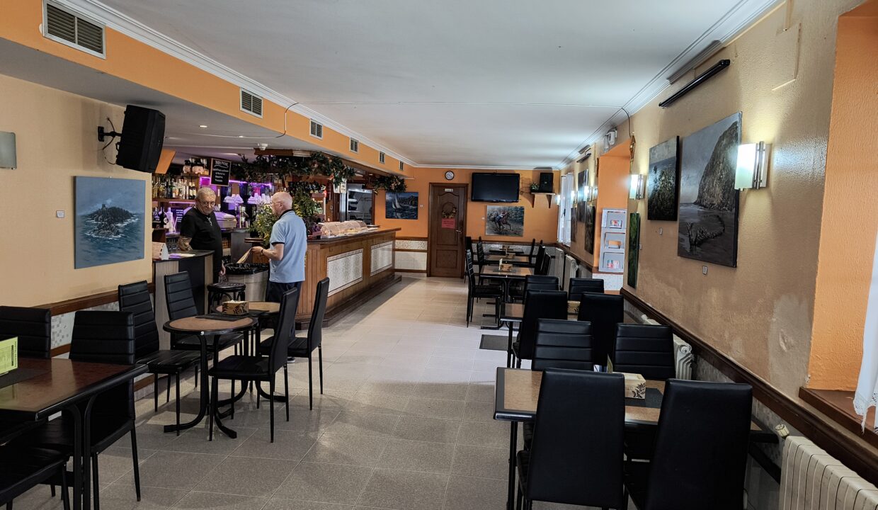 baztango-bar-ekaitza-lesaka-4